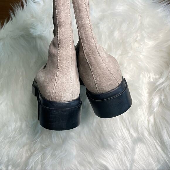 Free People | Women’s Brooks Lug Sole Chelsea Boots Suede Cream & Black Platform - Picture 8 of 13